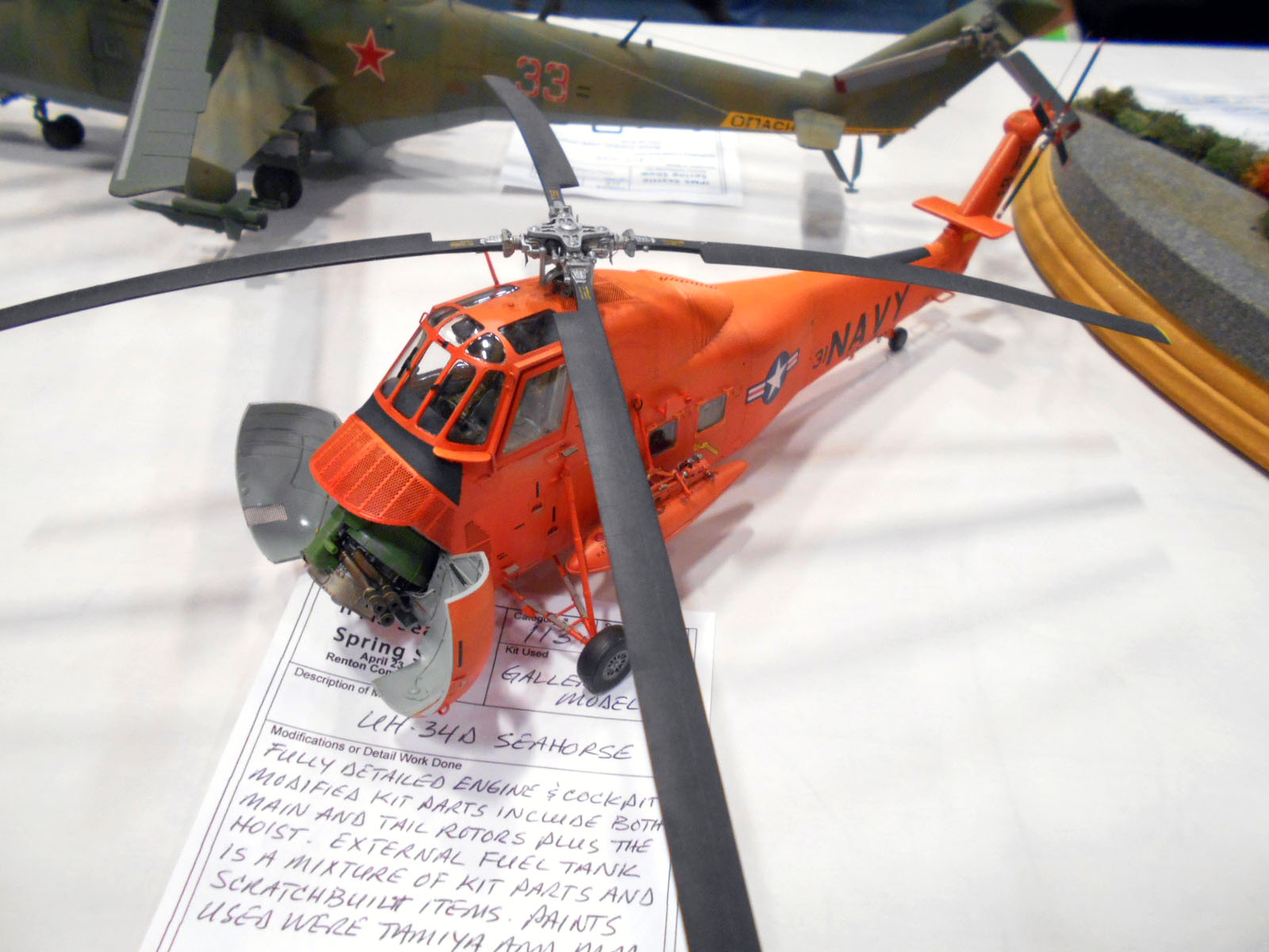 113 - Aircraft Rotary Wing - pRenton IPMS Spring Show 04 23  2016 0077 Helos 03 Orange