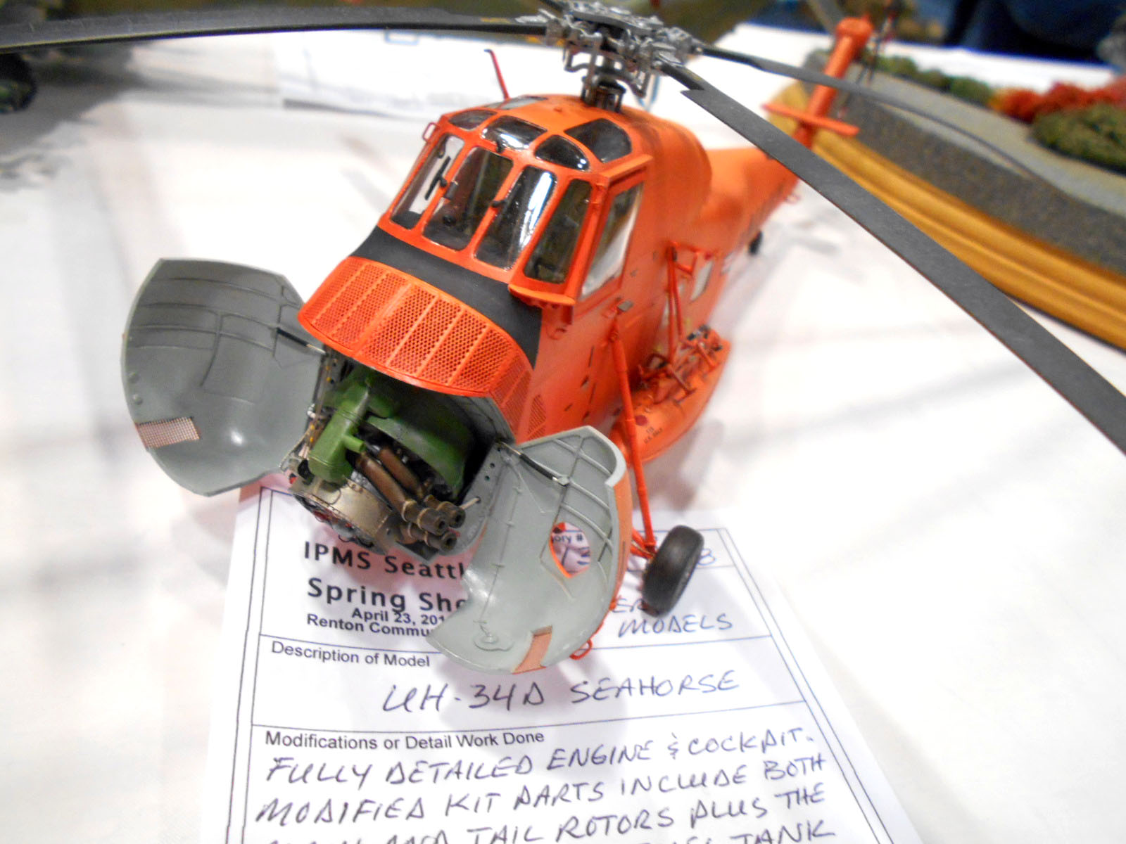 113 - Aircraft Rotary Wing - pRenton IPMS Spring Show 04 23  2016 0077 Helos 04 Orange