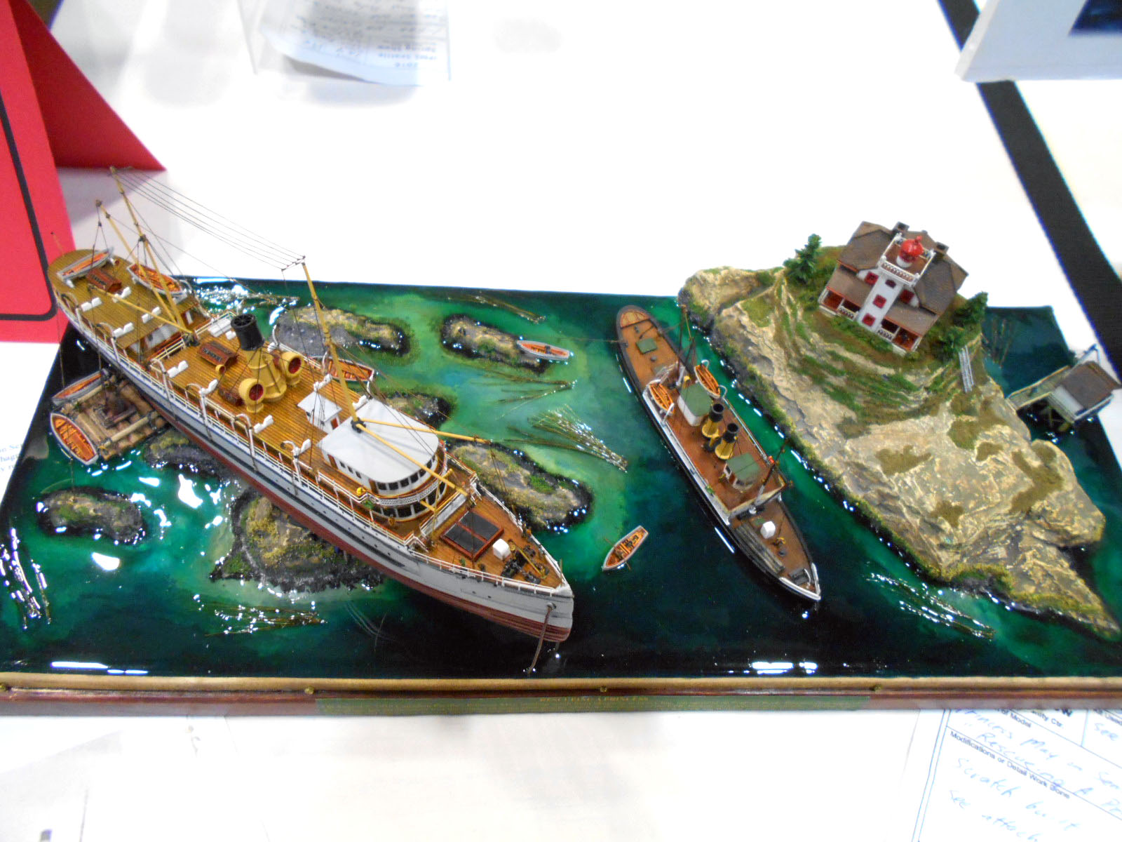 705 - Diorama/Vignette Naval - pRenton IPMS Spring Show 04 23  2016 0053 Dio Ship aground 03