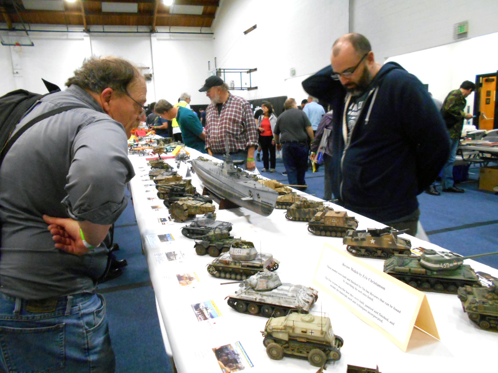 Collection 5 - pRenton IPMS Spring Show 04 23  2016 0065  Display Only 02 Armour