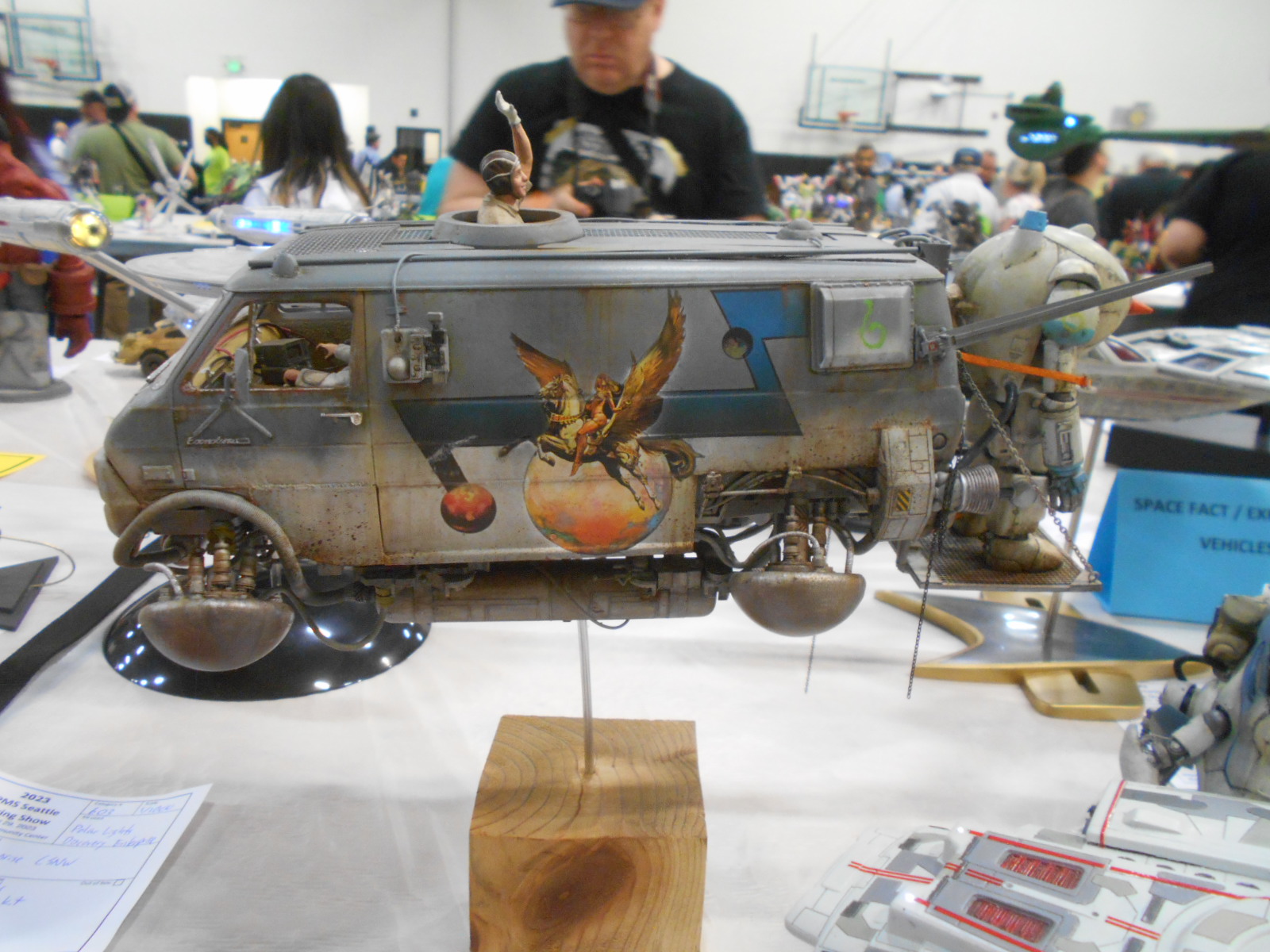IPMS Seattle Show April 29 2023 0020 218 Van Sci fi 01