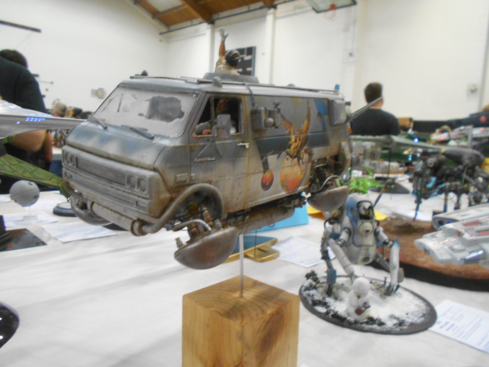 IPMS Seattle Show April 29 2023 0020 218 Van Sci fi 02
