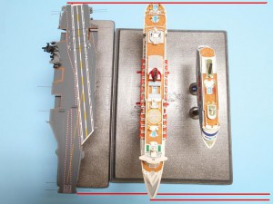 USS-Nimitz-1-1200th-Scale-Sept-2015-0050 006-w-QM2-Aida-top-ss