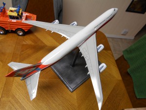 747-8 Orange-Plane-0122