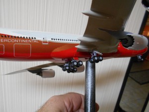 747-8 Orange-Plane-0130 061