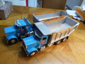 DumpBed-Custom-Peterbilt-1-25th-0050 030 032