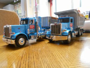 DumpBed-Custom-Peterbilt-1-25th-0050 030 037