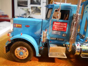 DumpBed-Custom-Peterbilt-1-25th-0050 044 084